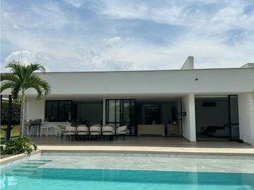 VENDO CASA CAMPESTRE EN SAN JOSÉ DE LA VILLA ETAPA 5  CL