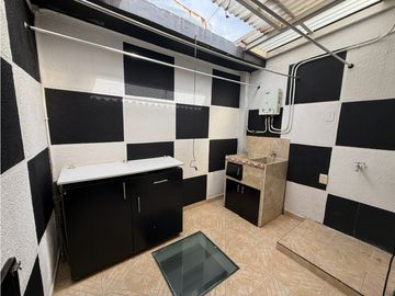 Casa en conjunto cerrado en venta sector Estadio Centenario (sur)