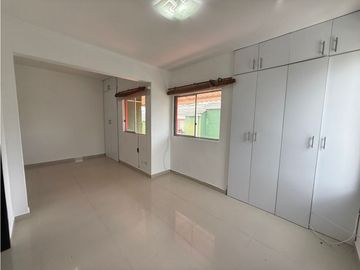 Casa en conjunto cerrado en venta sector Estadio Centenario (sur)