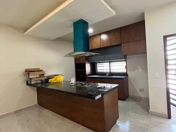 Departamento en renta en Sábalo Country