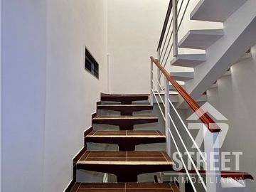 CASA EN PORTALES DEL NORTE