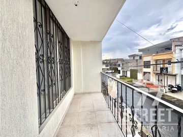 CASA EN PORTALES DEL NORTE