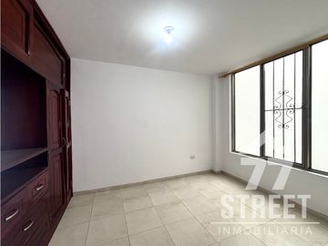 CASA EN PORTALES DEL NORTE