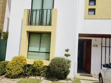 CASA CON AMPLIACION  EN VENTA BOSQUES DE ICA ZINACANTEPEC