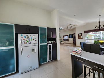 Casa Venta en Club de Golf Erandeni colinda campo de golf