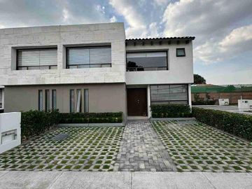 Casa en Venta, Pedregal del Bosque, Calimaya