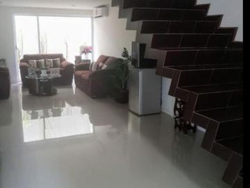 Casa en Venta en calle Sonora, Col. Petrolera