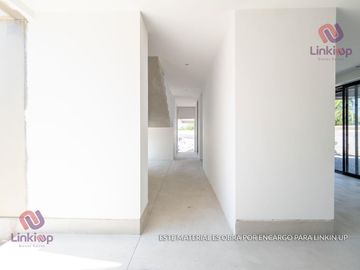 Casa Venta Bosques de las Misiones Sector Encino Carretera Nacional  Santiago  NL
