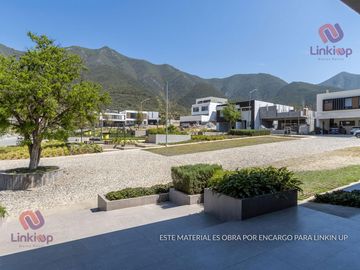 Casa Venta Bosques de las Misiones Sector Encino Carretera Nacional  Santiago  NL