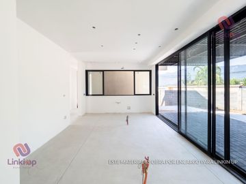 Casa Venta Bosques de las Misiones Sector Encino Carretera Nacional  Santiago  NL