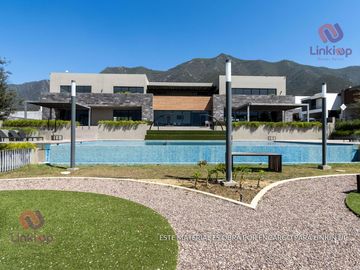 Casa Venta Bosques de las Misiones Sector Encino Carretera Nacional  Santiago  NL
