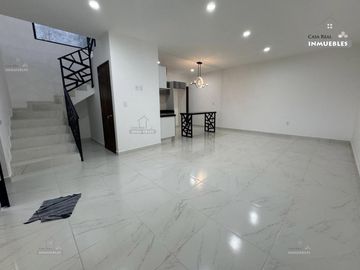 Casa en Fraccionamiento Privada Camino Real