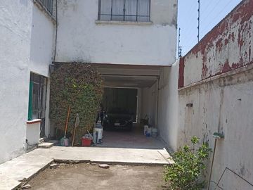 CASA EN VENTA PARA INVERSIÓN A PRECIO DE TERRENO EN TEHUACÁN SUR, ZONA LA PAZ, PUEBLA