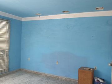 CASA EN VENTA PARA INVERSIÓN A PRECIO DE TERRENO EN TEHUACÁN SUR, ZONA LA PAZ, PUEBLA