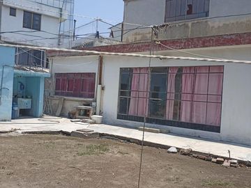 CASA EN VENTA PARA INVERSIÓN A PRECIO DE TERRENO EN TEHUACÁN SUR, ZONA LA PAZ, PUEBLA