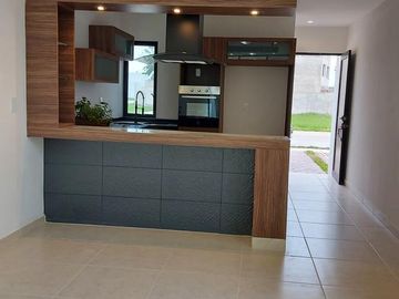 CASA DE UNA PLANTA venta mayorazgo zona sur León