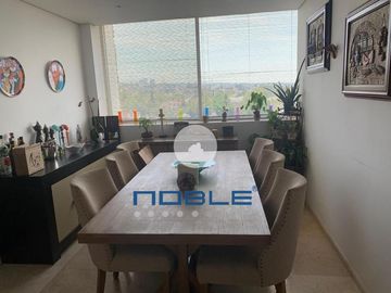 Departamento Venta Lomas del Pedregal, con Roof de 238.00m2.