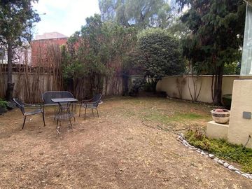 En venta Casa en Tecamachalco, para remodelar con muy buen potencial (D)