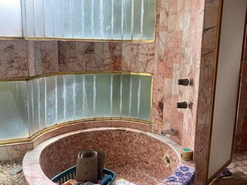 En venta Casa en Tecamachalco, para remodelar con muy buen potencial (D)
