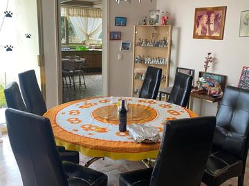 En venta Casa en Tecamachalco, para remodelar con muy buen potencial (D)