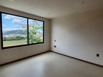 Casa en Venta  Altozano Fraccionamiento privado, Recamara en PB