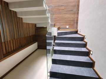 Casa en Venta  Altozano Fraccionamiento privado, Recamara en PB