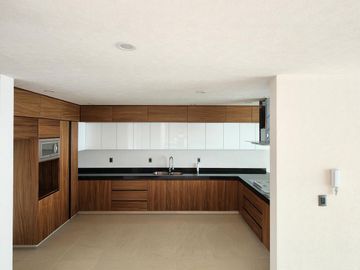 Casa en Venta  Altozano Fraccionamiento privado, Recamara en PB