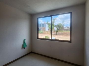Casa en Venta  Altozano Fraccionamiento privado, Recamara en PB
