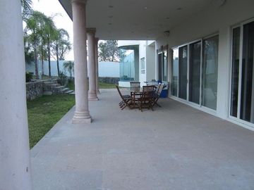 QUINTA EN VENTA LOS CAVAZOS SANTIAGO NL CARRETERA NACIONAL $23,900,000