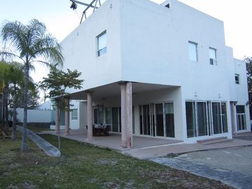 QUINTA EN VENTA LOS CAVAZOS SANTIAGO NL CARRETERA NACIONAL $23,900,000