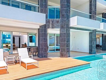 Departamento en Venta Frente Al Mar en Playa del Carmen, piscina de 3,000 m2!