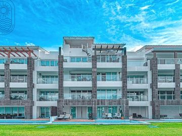 Departamento en Venta Frente Al Mar en Playa del Carmen, piscina de 3,000 m2!