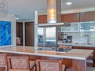 Departamento en Venta Frente Al Mar en Playa del Carmen, piscina de 3,000 m2!