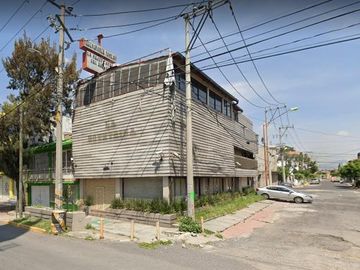 Edificio - Restaurante en Valle de Aragón, Ecatepec, Edo. Méx. Sup. 140 m2