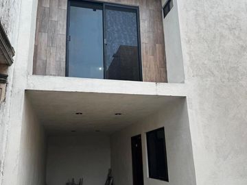 CASA EN VENTA COLONIA SECTOR FRANCISCO VILLA CD MADERO