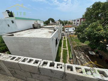 CASA EN VENTA COLONIA SECTOR FRANCISCO VILLA CD MADERO
