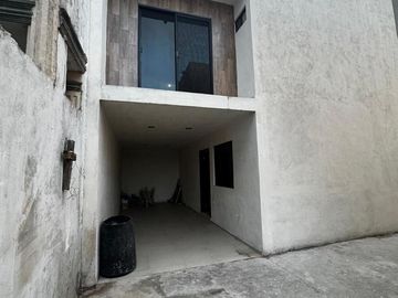 CASA EN VENTA COLONIA SECTOR FRANCISCO VILLA CD MADERO