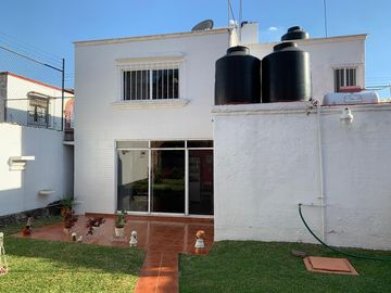 Amplia casa en Cuernavaca