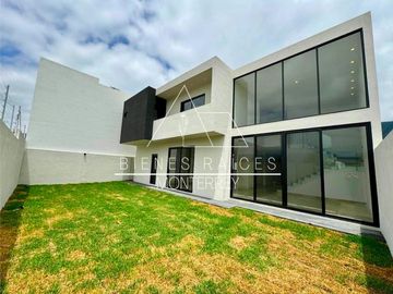 casa en venta en carretera nacional