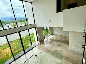casa en venta en carretera nacional