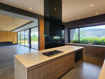Casa en Venta en Club de Golf Tres Marías