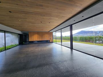 Casa en Venta en Club de Golf Tres Marías