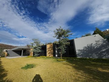 Casa en Venta en Club de Golf Tres Marías