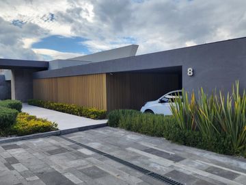 Casa en Venta en Club de Golf Tres Marías