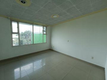 Casa en venta con tres habitaciones y jardín en Tizatlan, Tlaxcala.