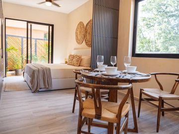 Estudio con Área de Hamacas en Venta a unos Pasos del Centro de Tulum