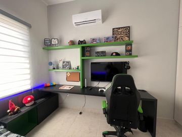 VENTA CASA EN CANCUN  3 HABITACIONES ALBERCA, PADEL, GYM