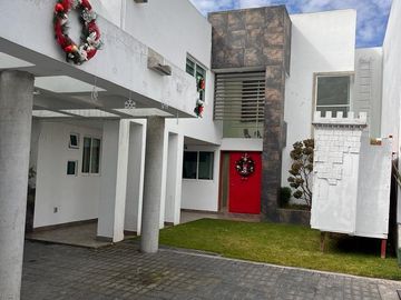 Venta de Casa en condominio en  Residencial Amarena,  Metepec.