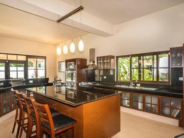 VILLA EN VENTA EN CANCUN