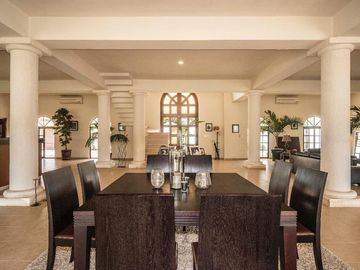 VILLA EN VENTA EN CANCUN